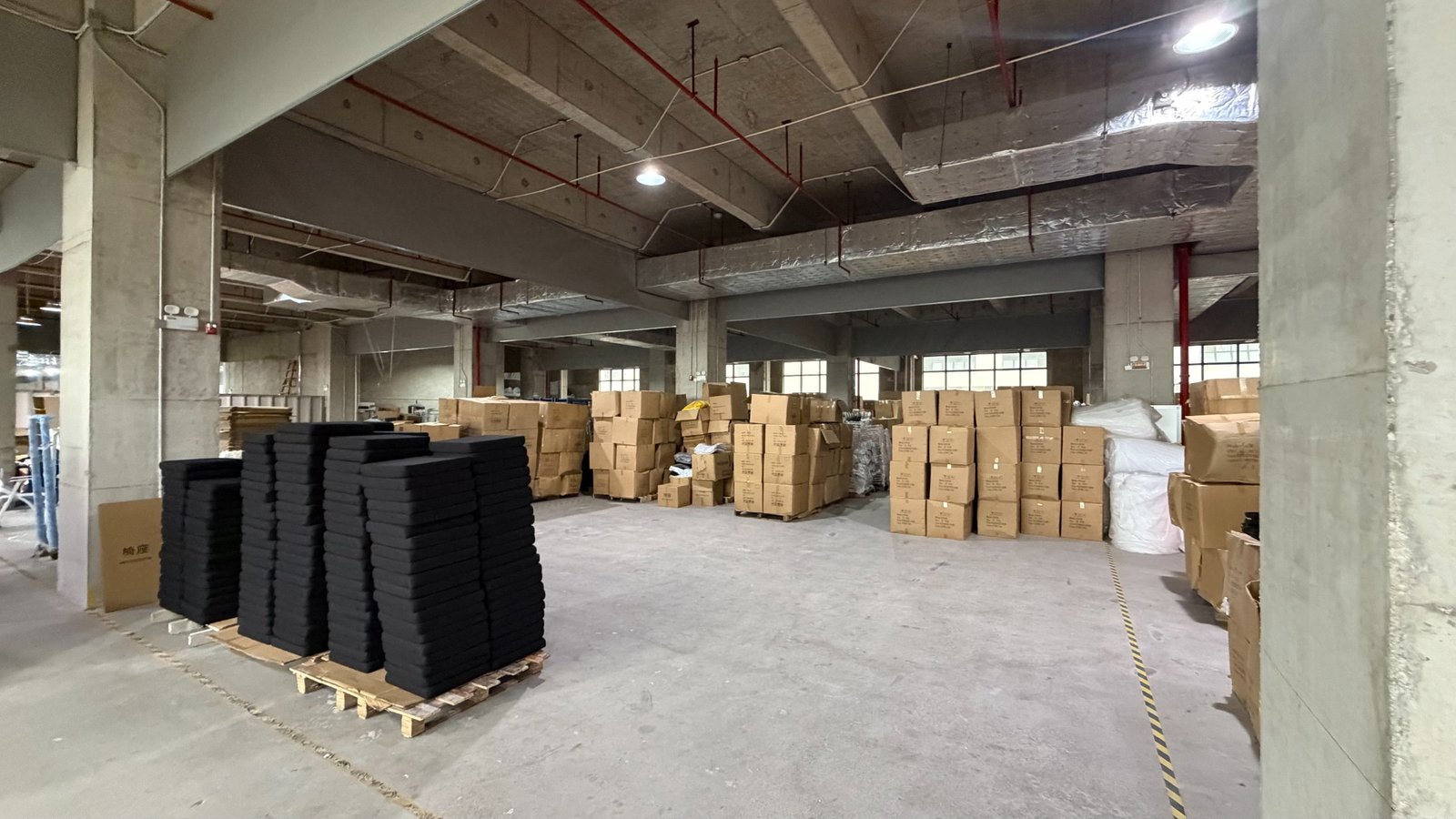 Furniture packing warehouse